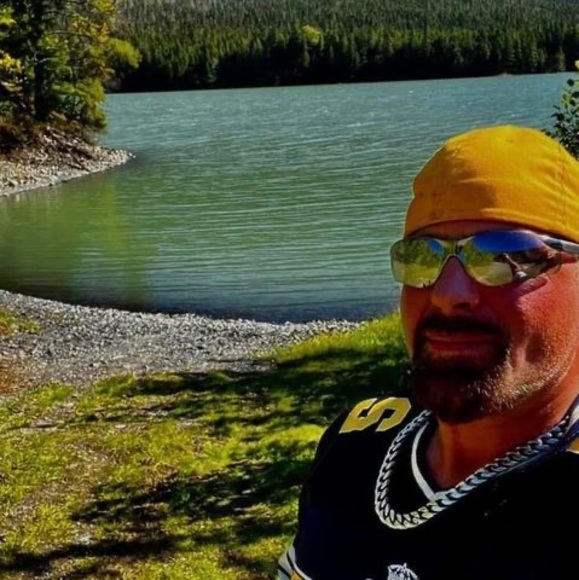 Meet your Posher, Rob - Picture 1 of 1